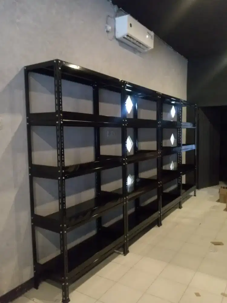 Rak siku besi serbaguna