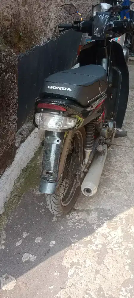 astrea legenda 2003 kumplit