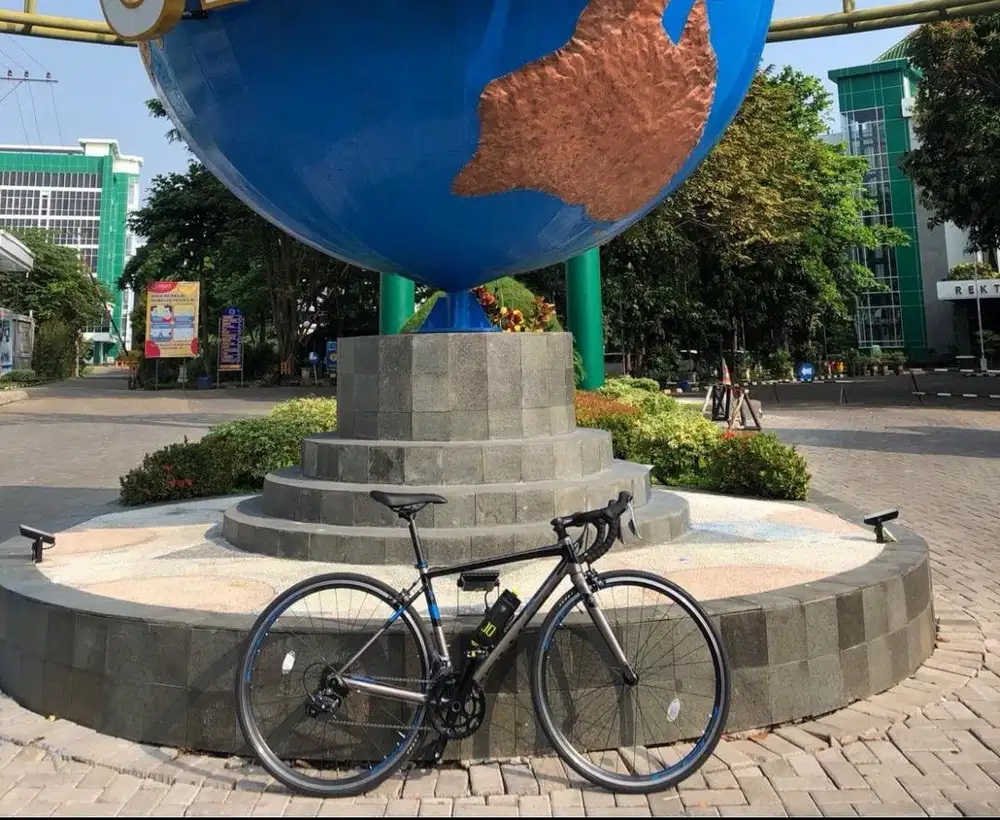 Strattos S2 roadbike