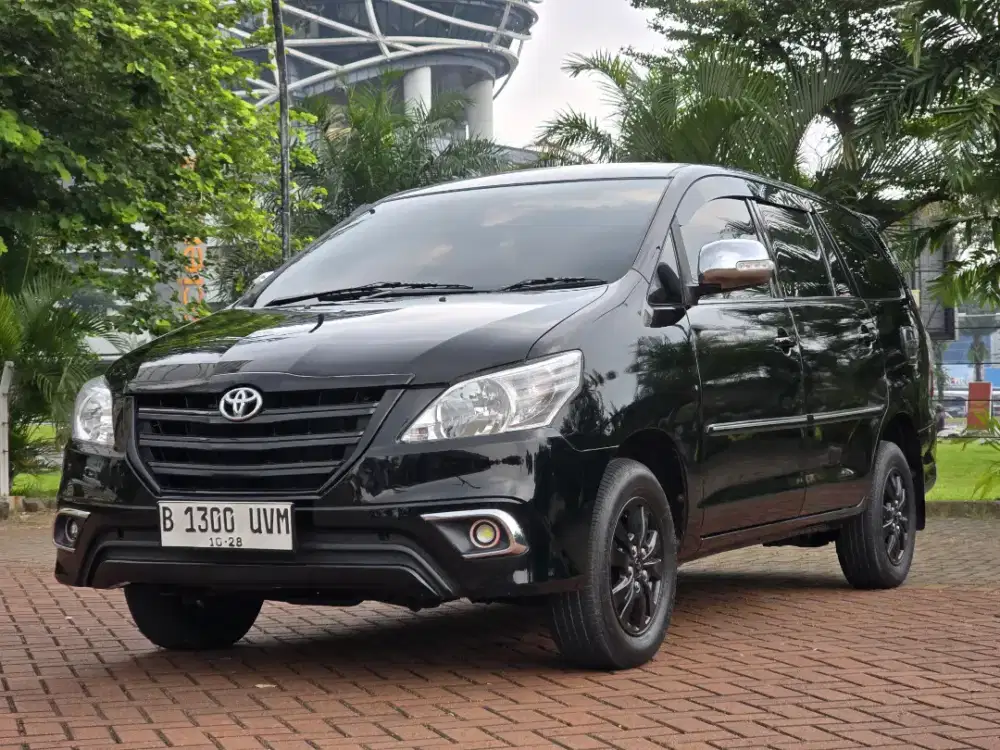 Toyota Innova G 2.0 Manual 2008 Bensin Hitam Metalik