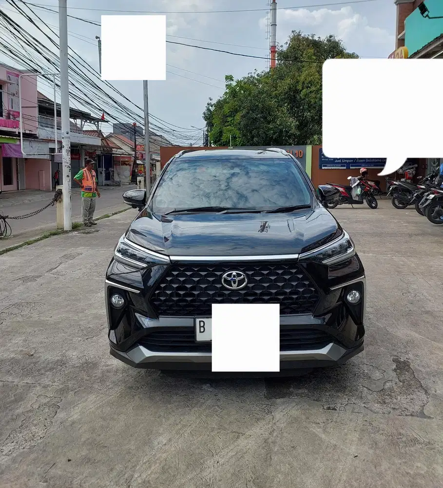 Toyota Avanza Hitam 2022 Bensin