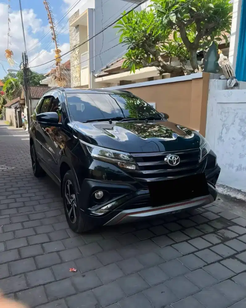 Mobil pribadi pemakaian cwe