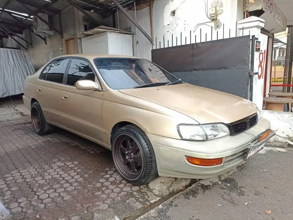 Toyota Corona Absolute 2.0G MT Pajak Panjang