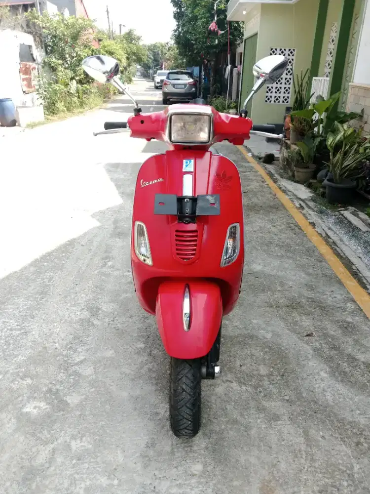 Dijual vespa sprint 2012/HANYA CASH