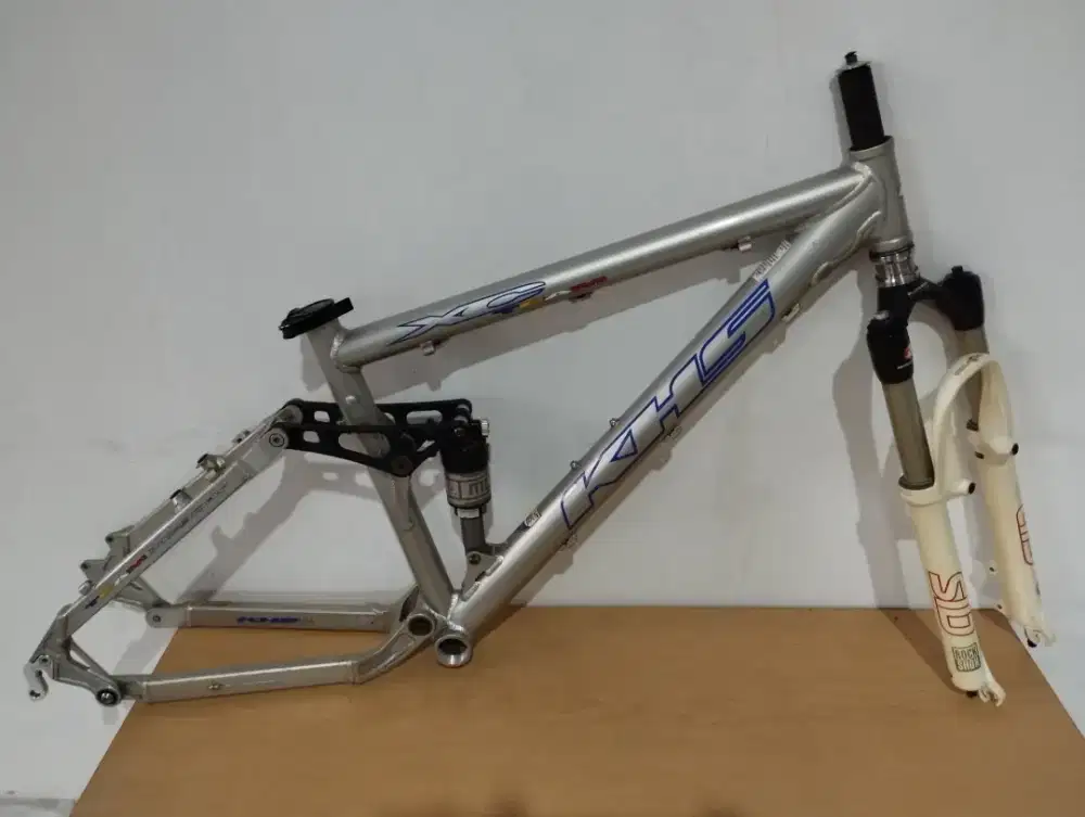 Frame MTB 26 KHS XC Team 904R FS & Fork Rock Shox SID WC Carbon.