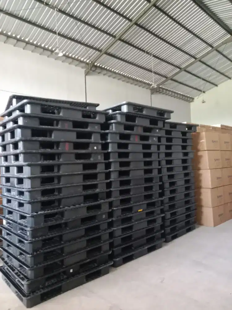 PALLET PLASTIK BARU PALET PLASTIK NEW PREMIUM EXPORT QUALITY