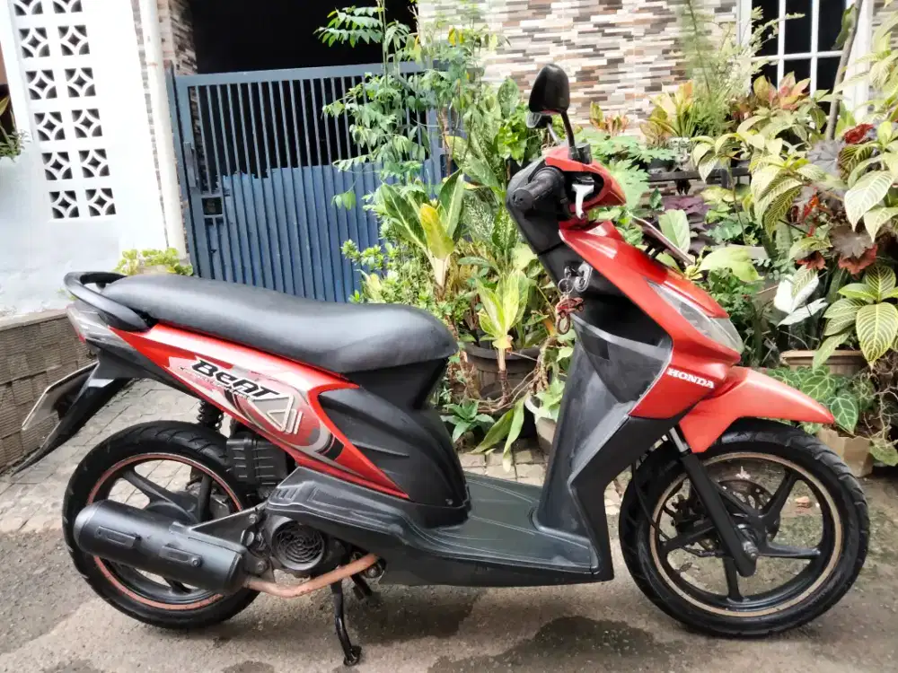 Honda Beat karburator Gress tahun 2010 siap pakai