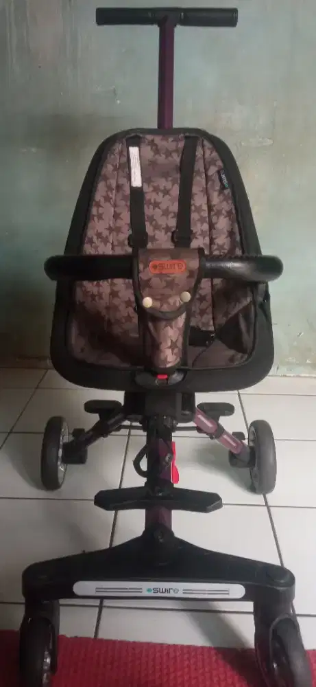 Stroller bayi merk Swire