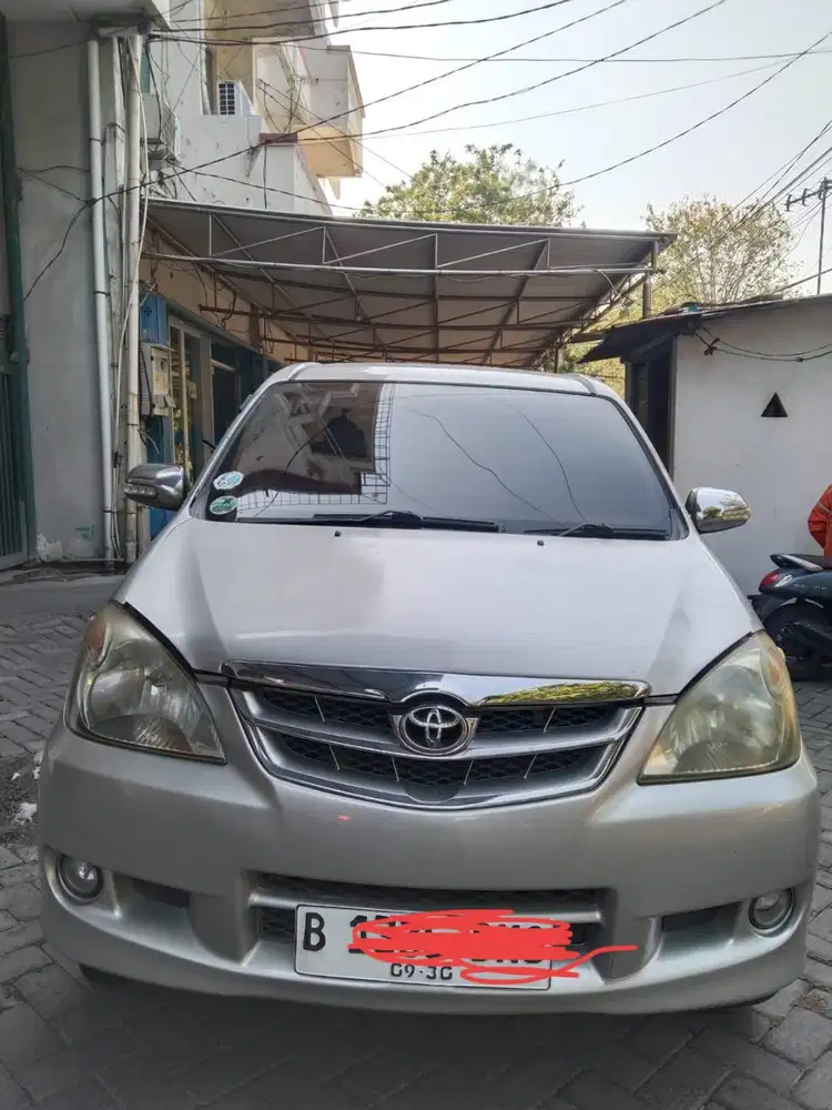 Dijual mobil Avanza Bekas 2010