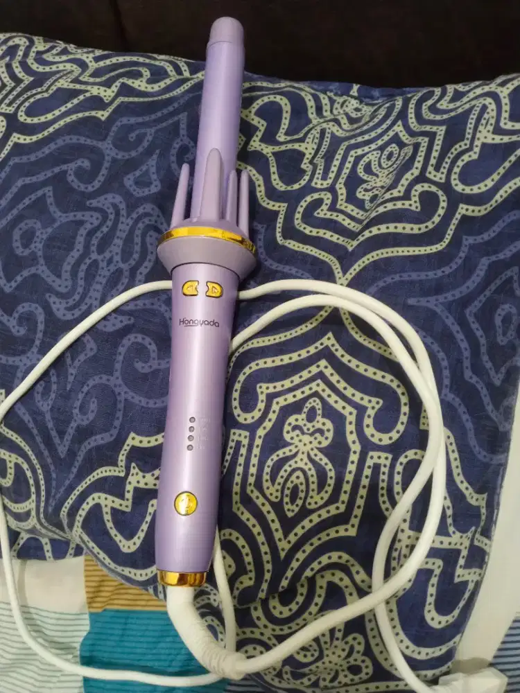Catokan curly otomatis HONGYADA