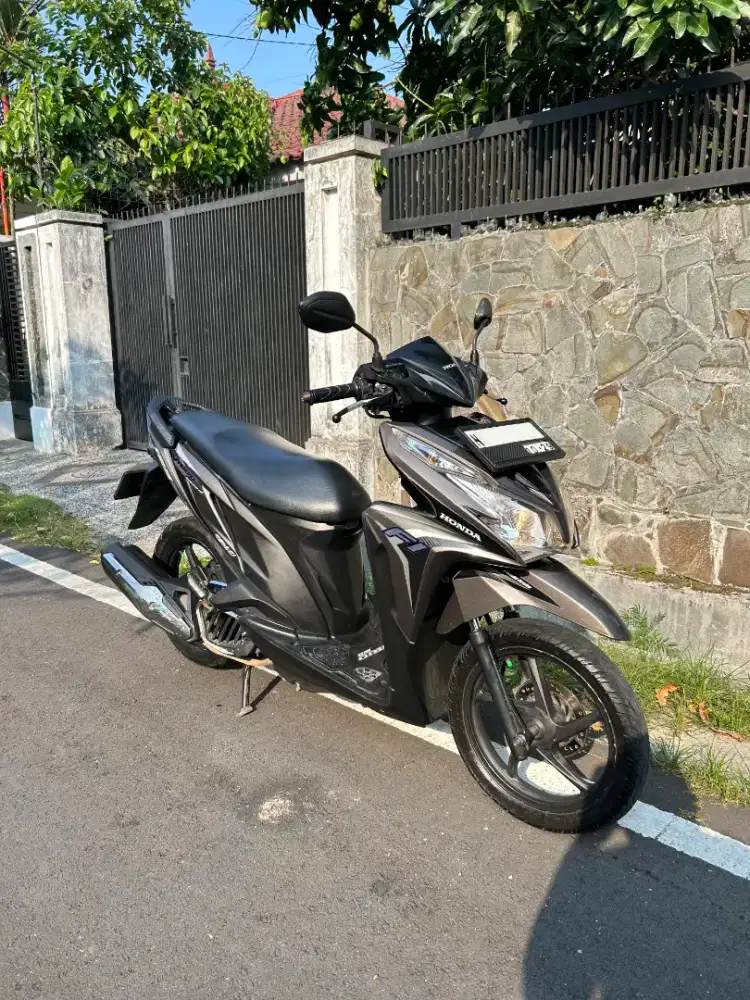 Vario 125 2014 Iss