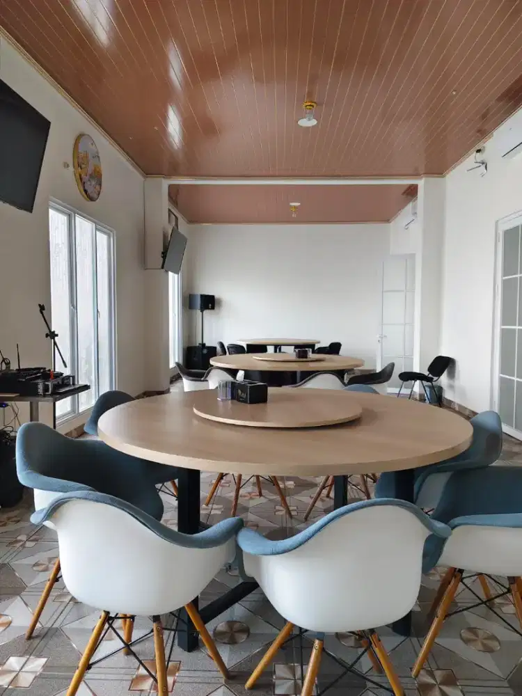 Ruang Usaha Resto Aktif Dekat Summarecon Bekasi, Bekasi Utara