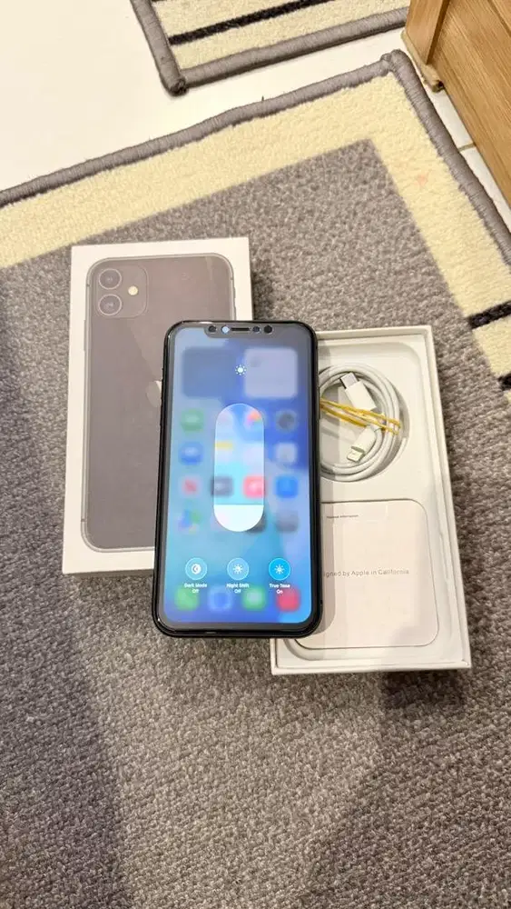 Dijual Iphone 11 Black 256GB Terdaftar Lengkap