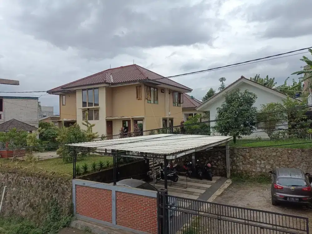 Murah! Lagi BU, Villa bagus sangat terawat di Padasuka Bandung