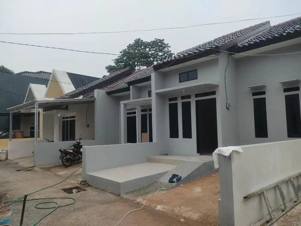 Rumah minimalis harga ekonomis akses mobil 3 menit ke stasiun depok