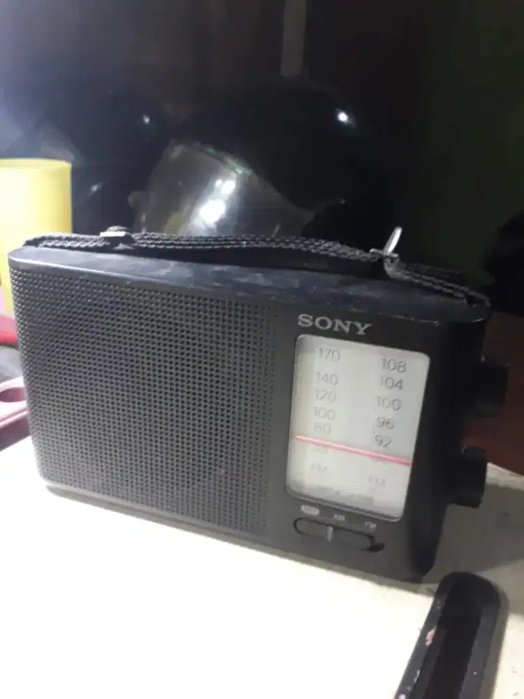Radio Sony baterai
