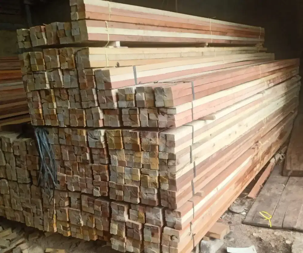 Kayu Begisting , dll