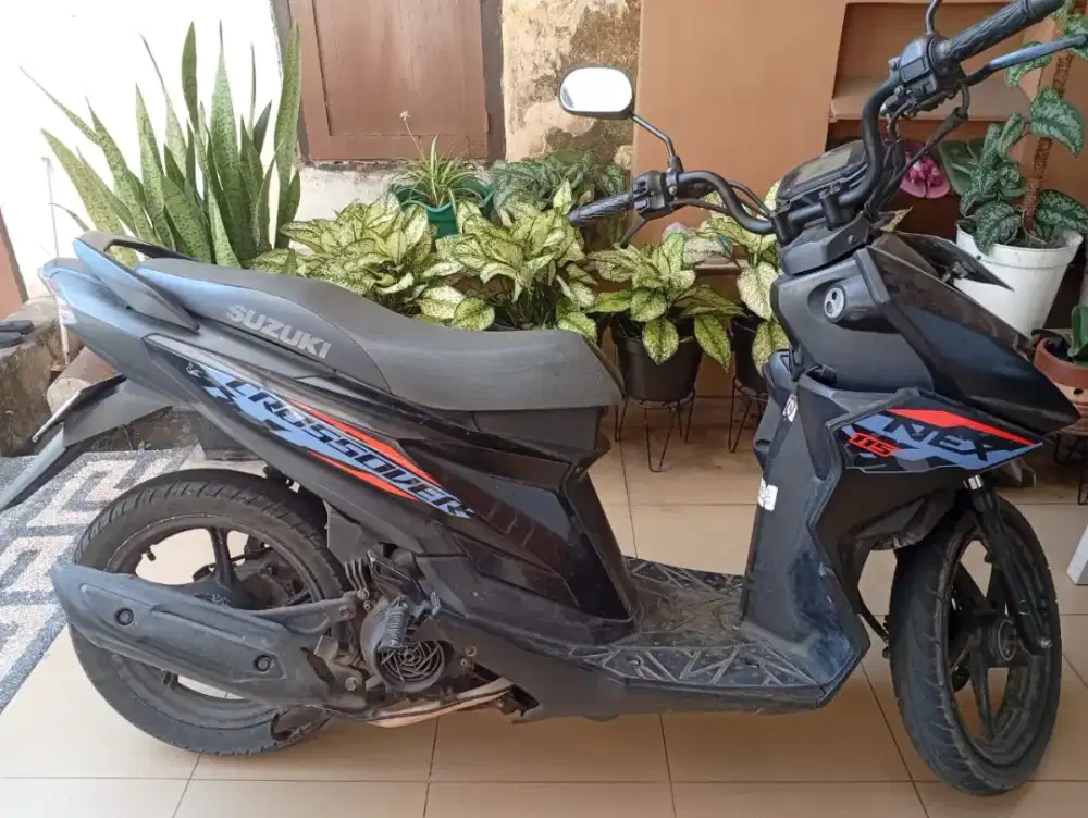 SUZUKI CROSSOVER 2022 MURAH