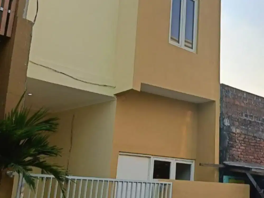 Dijual Rumah 2 Lt Siap Huni !! Wisma Tirta Agung Asri II Gununganyar, SBY Timur