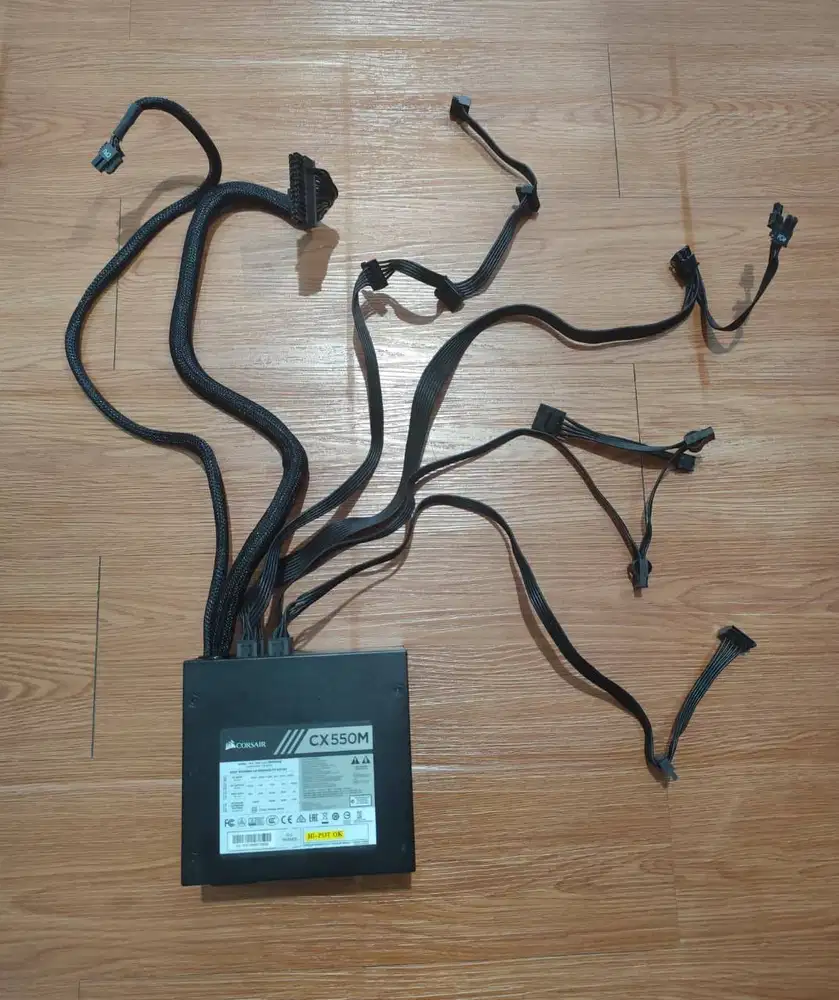 PSU Corsair CX550M 550W 80 PLUS Bronze Semi Modular (Segel Baut Utuh)