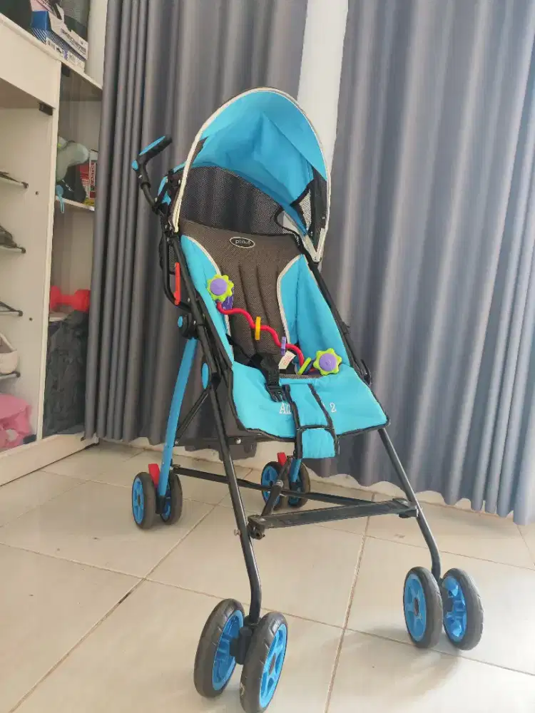 Stroller bayi bekas