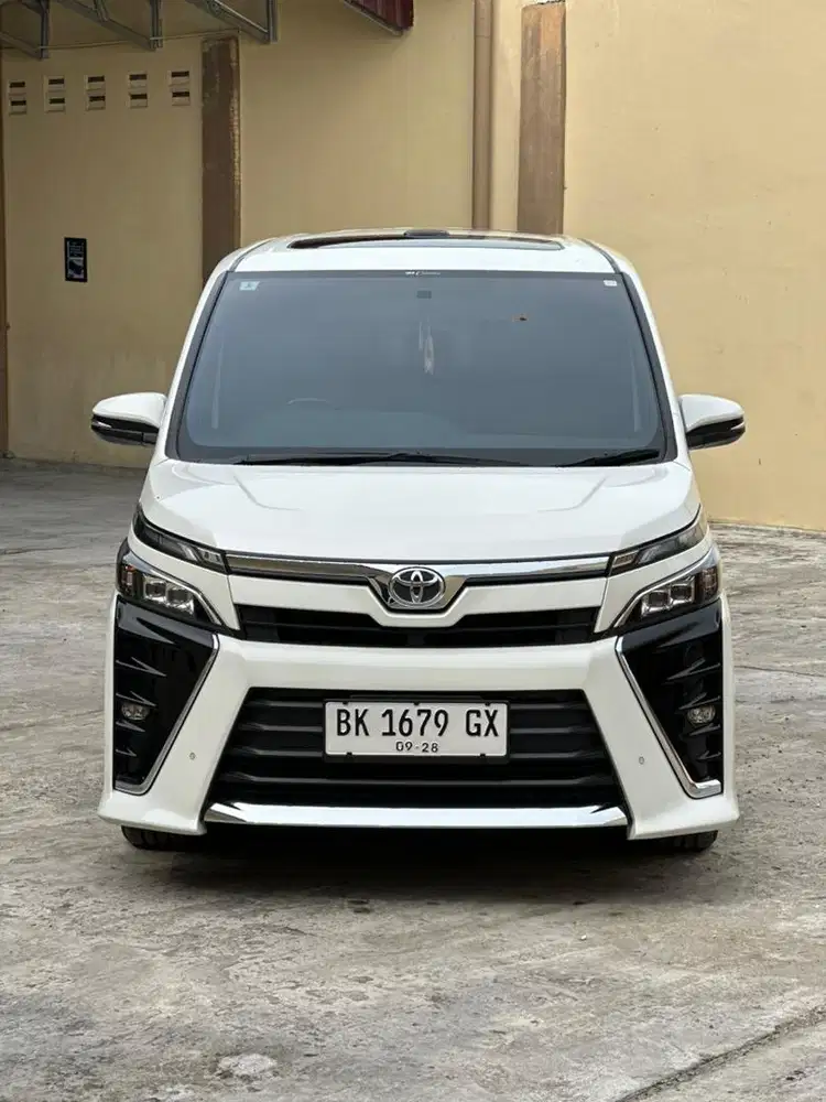 Toyota voxy at matic 2018