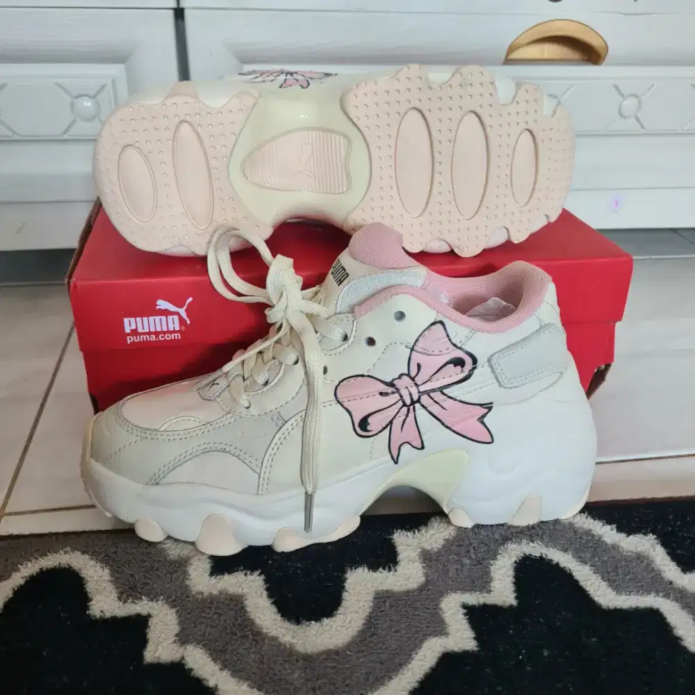 Sepatu Sneakers Kets Puma Pulsar Wedge Ribbon Wanita Futuristik