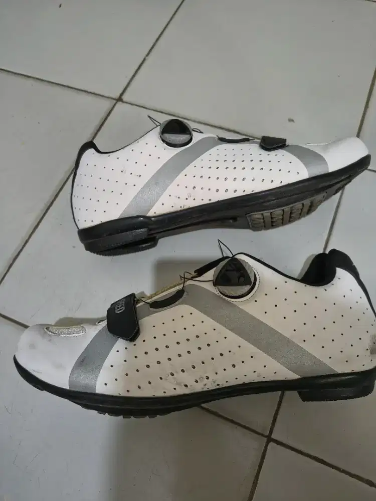 Sepatu Sepeda Speed - Size 44 Like New