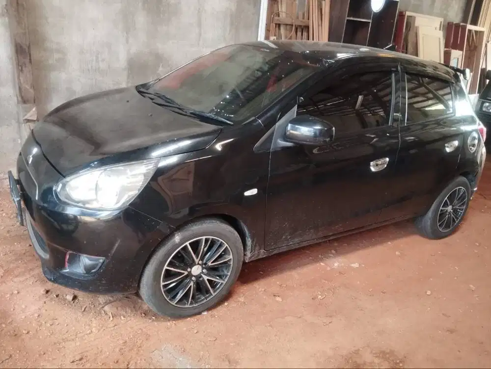 Mitsubishi Mirage 1.2 GLX 2015 MT