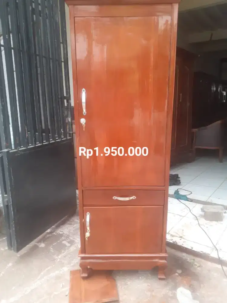 Lemari jati 1 pintu bekas dah melamin seperti baru Cibanteng bogir