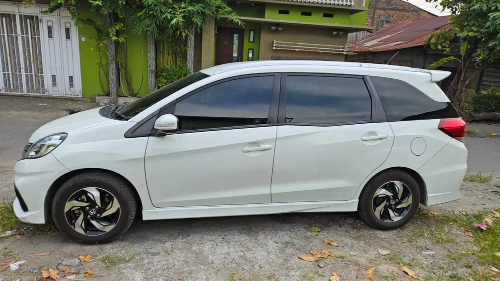 Honda Mobilio 2015 Bensin