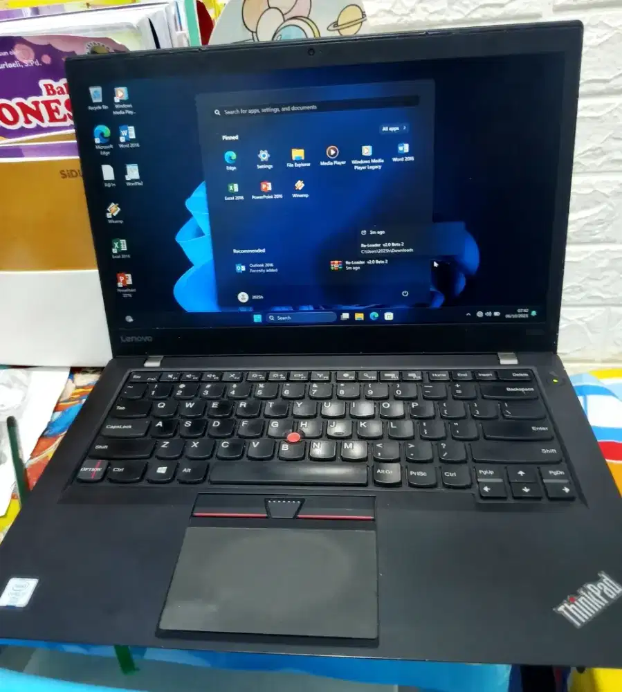 Laptop Lenovo Thinkpad T460 Core i7 Ram 8gb/SSD 256 gb . Windows 11