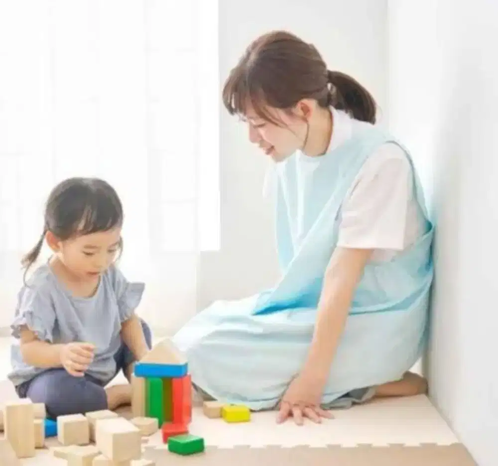 Baby sitter PP anak laki-laki