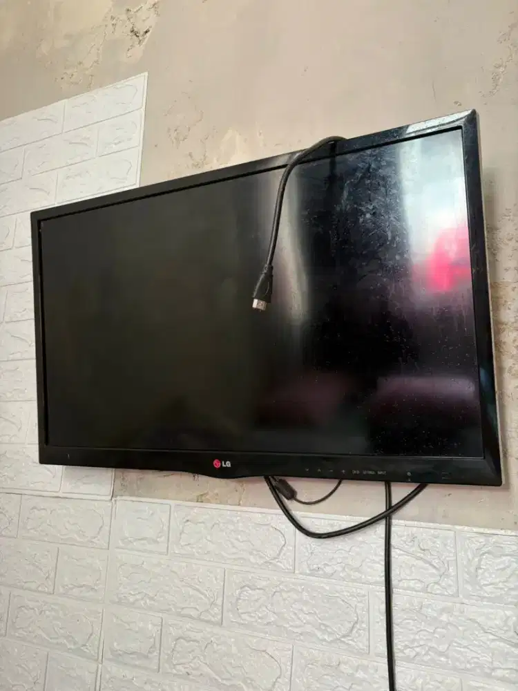 Jual TV LG 19 Inch Second Nego