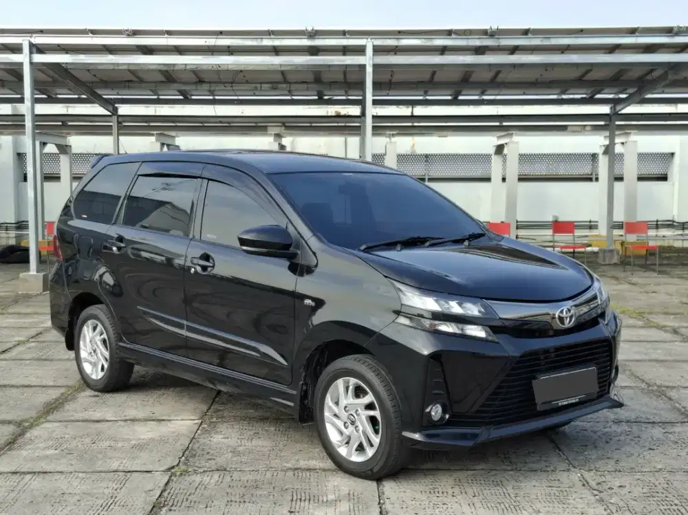 (LOW KM 19RB) TOYOTA AVANZA VELOZ 1.3 AT 2021