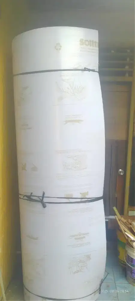 Poly carbonate sisa proyek