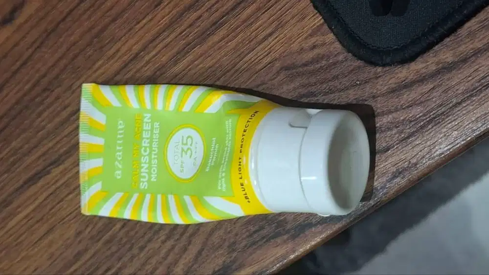 sunscreen azarine