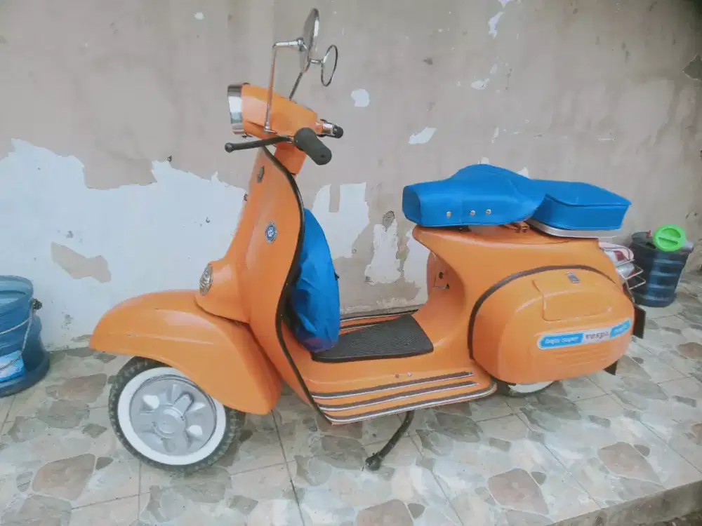 Vespa orens cantik 1980