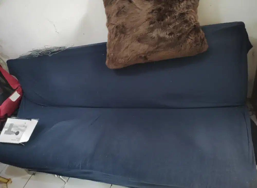 Sofa Rumah berwarna Biru + Lemari