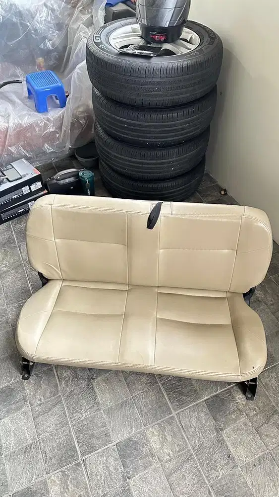 Kursi baris 3 CRV gen 2 2005