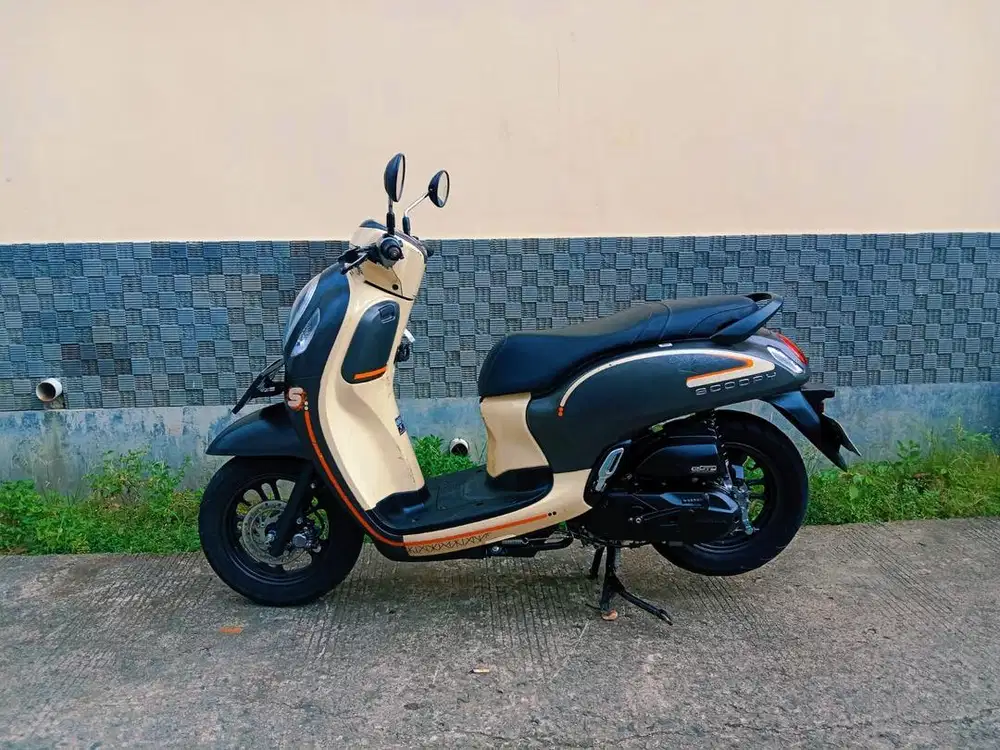 58@: DP:500RB B DEPOK SCOOPY SPORTY GOLD
