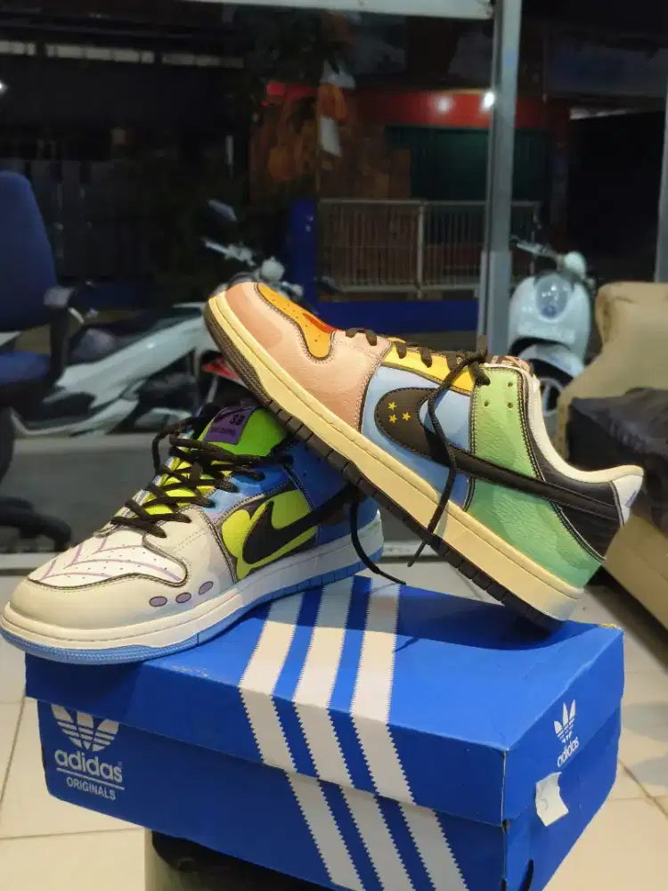 Sepatu pria NK DUNK LOW PRO
