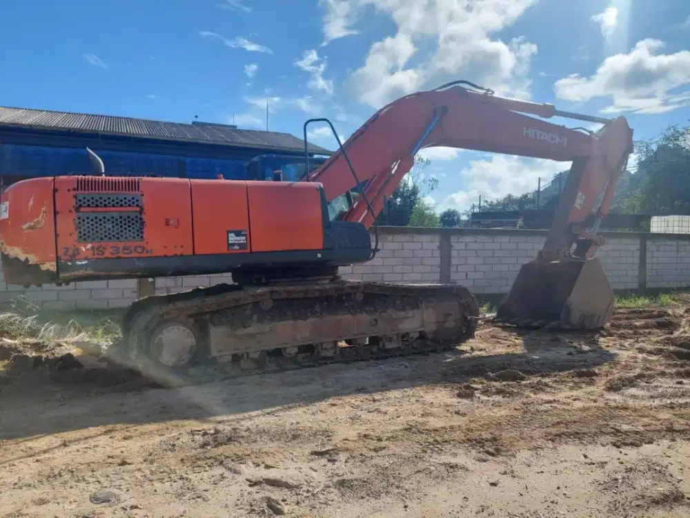 Exca Hitachi 350H 2021
 di Samarinda