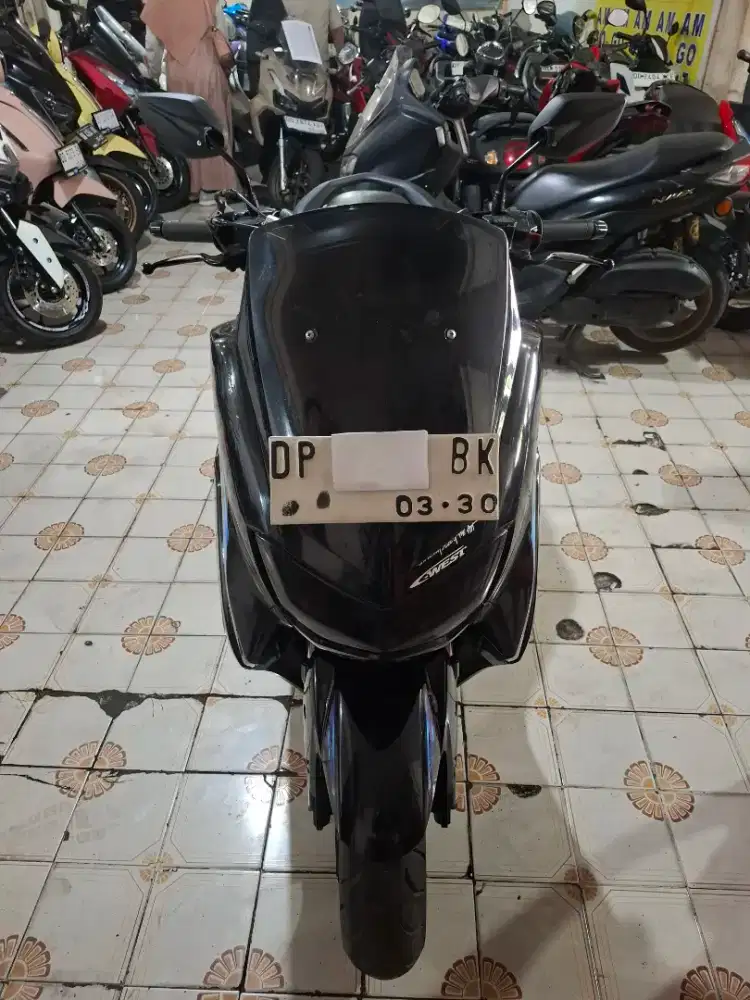 Yamaha nmax 155cc 2020 hitam