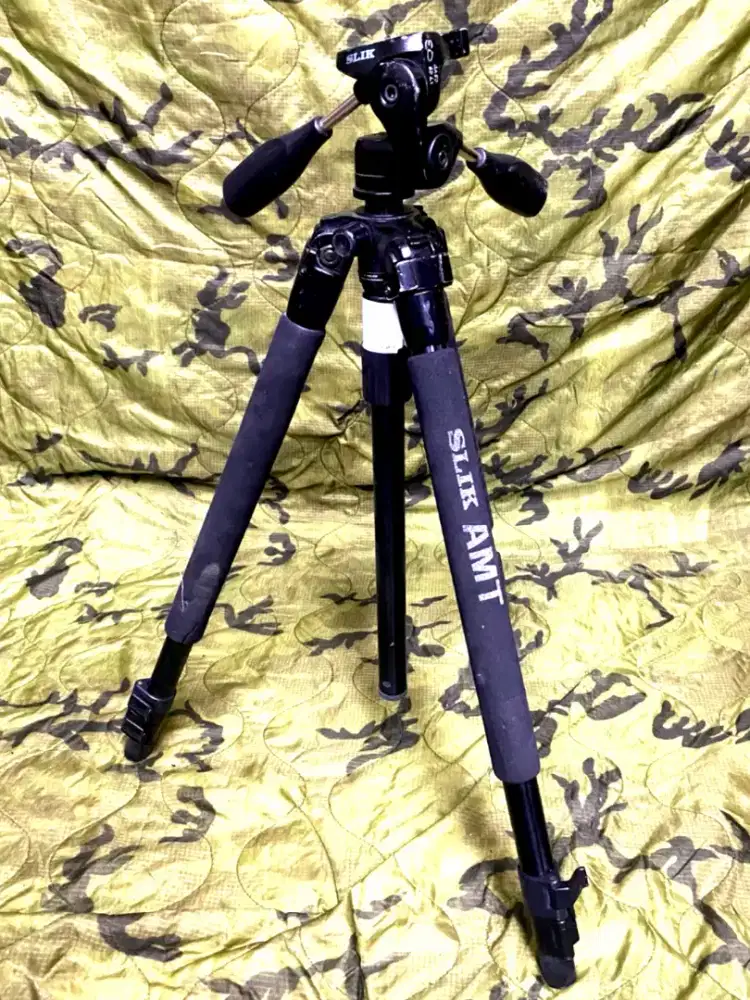Tripod Profesional Merk SLIK AMT Pro 330DX 330 DX Bagus tanpa Tas