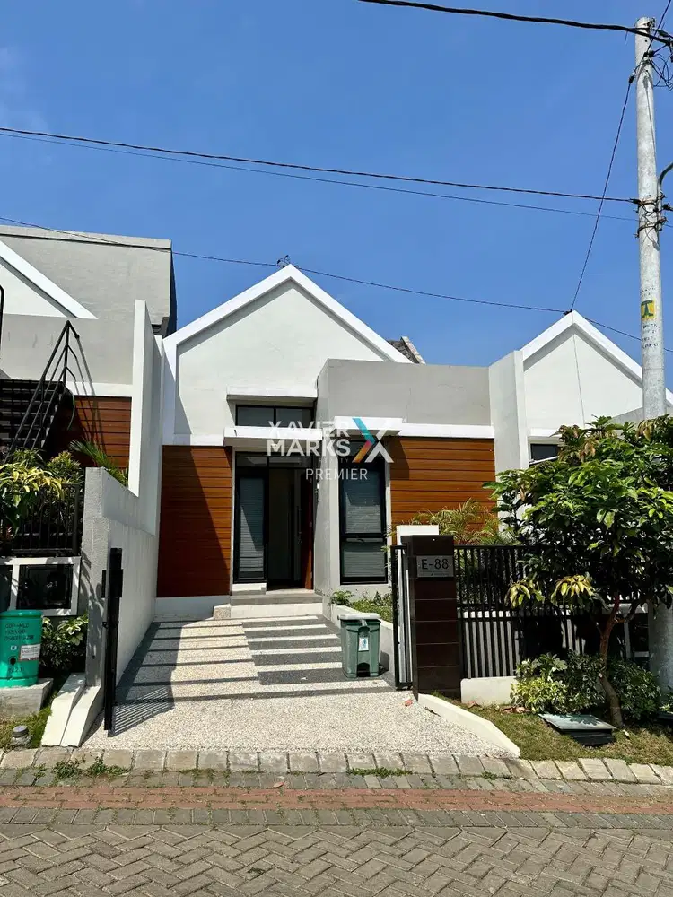 Dijual Rumah Baru Selangkah dari Exit Tol di Riverfront Malang