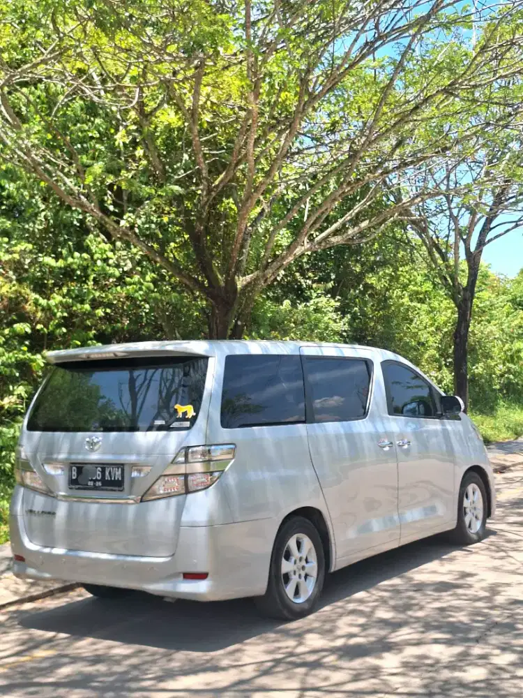 Cash New Vellfire Sunroof 2.4 AT