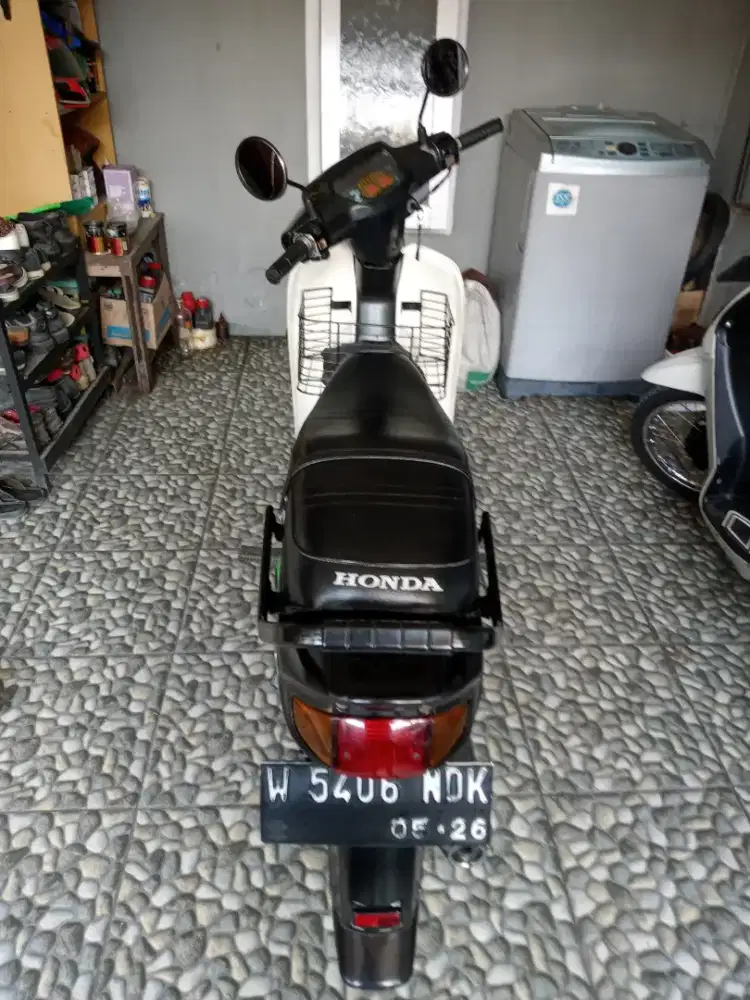 Honda Astrea grand th 97