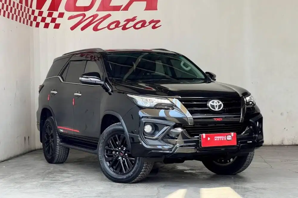 TOYOTA VRZ TRD 2.4 A/T 2019 HITAM