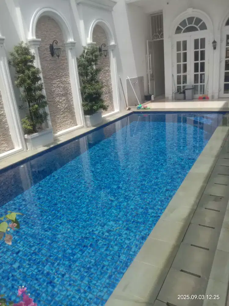 jasa perawatan kolam renang